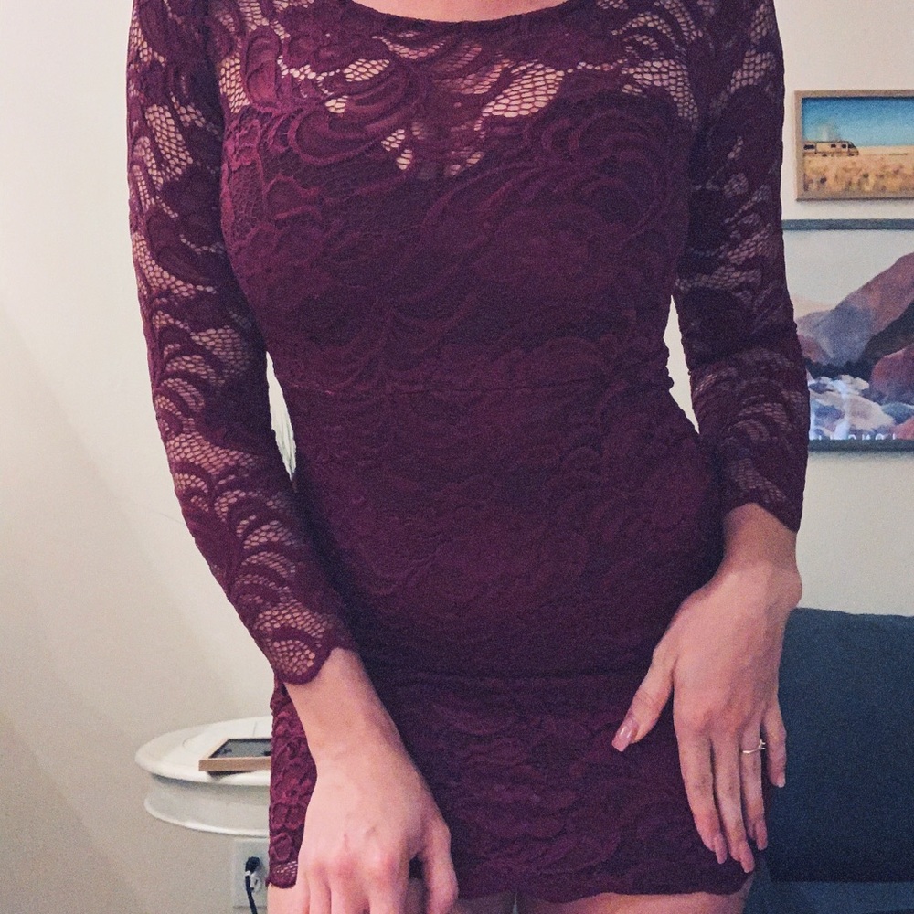 🍒Brand New! Maroon Lace Mini Dress